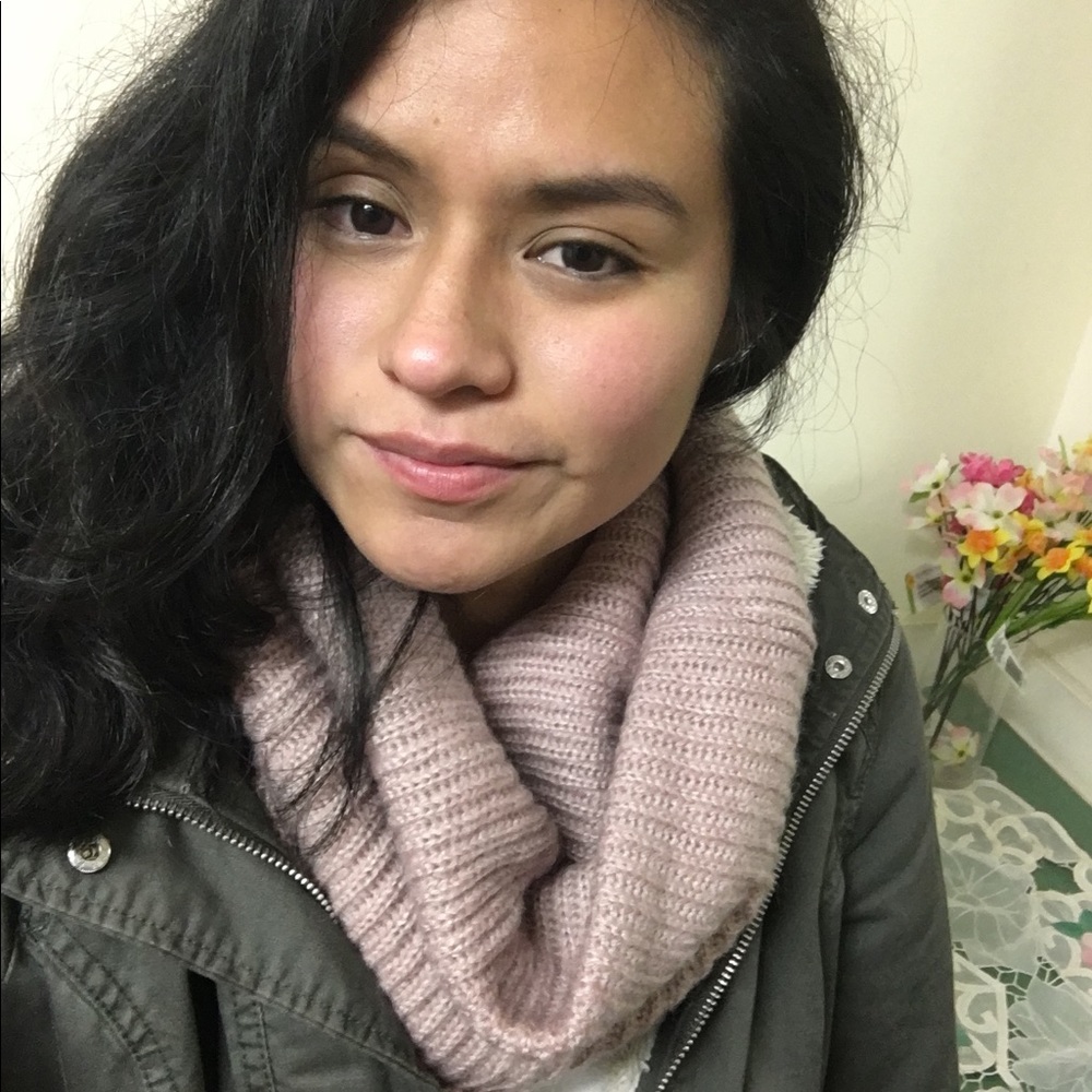 Meet your Posher, Elizabeth